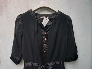 New With Tag Black Cute Korean Top