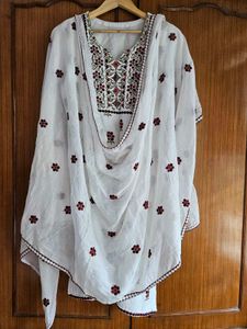 Embroidered Cotton Set