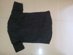 Black Short Sleeve Button-Down Shirt