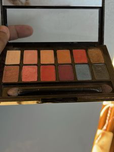 Lakme Absolute Eyeshadow Palette