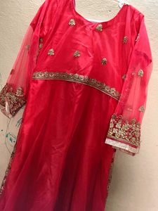 ❣️❣️tomato Red &amp; Gold heavy frock with heav