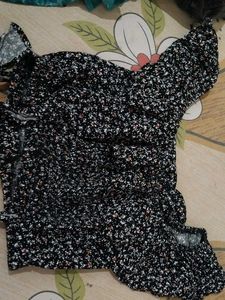 Floral Off-Shoulder Top