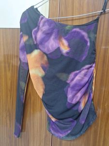 Floral One-Shoulder Top