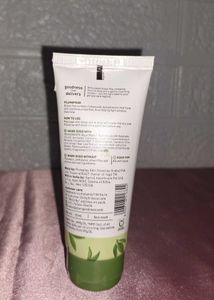 Plum Green Tea Pore Cleansing Face Wash