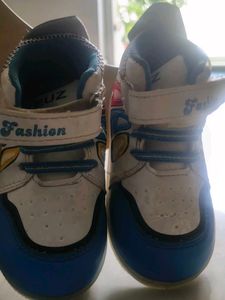 3 pairs of baby foot wear from babg hug brand