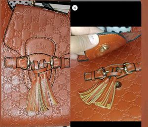 GUCCI GG Logo Leather Shoulder Bag