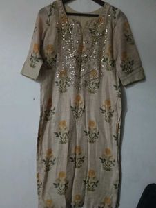 Elegant Floral Print Kurta