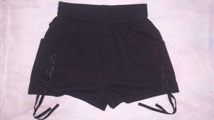 Sexy Black High-Waist Shorts 🖤 | Size 30 |