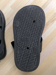 Black Flower Sandals - Size Toddler