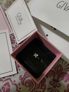 Giva 925 Silver Beautiful Orchid Ring