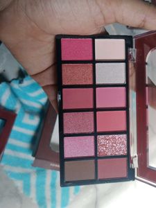 MARS Dance with Joy Eyeshadow