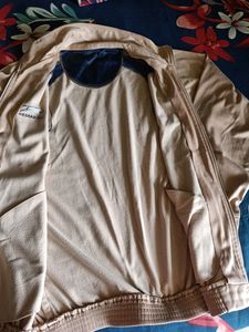 Men Treksuit 42 Size