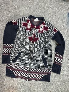 Patterned Zip-Up Cardigan