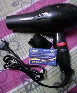 Brand New Nova Hair Straightener