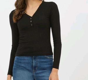 Harpa Black Ribbed Top