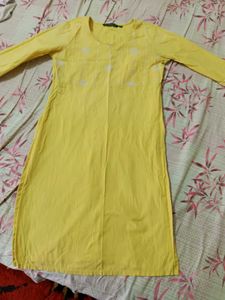 Selling Lemon Yellow Kurta
