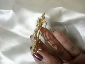 New Hair Clip With Stones