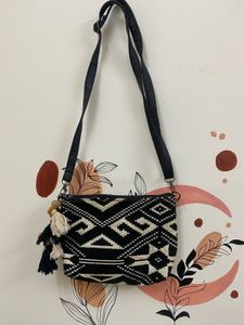 Juteso SlingBag