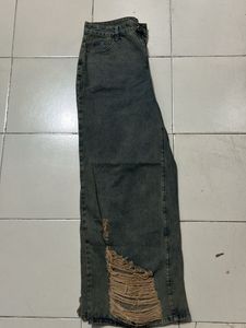 Vintage Distressed High-Waisted Wide-Leg Jeans
