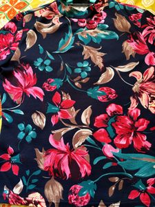 Floral Print Long Sleeve Top