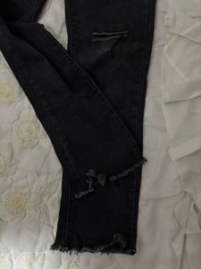 Black Distressed Jeans