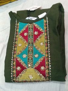 4 KURTA SET COMBO