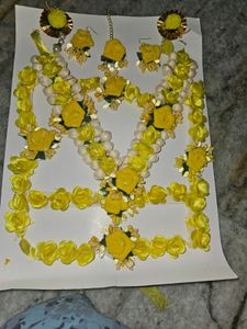 Haldi Flower Jewellery Set