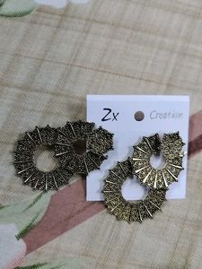 Golden colored Earrings