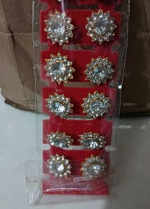 6 Pair of Stud Earrings - Sparkly