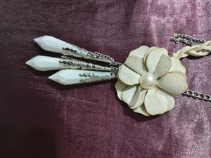 White Floral Necklace