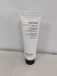 Minimalist Light Fluid SPF50 10ml