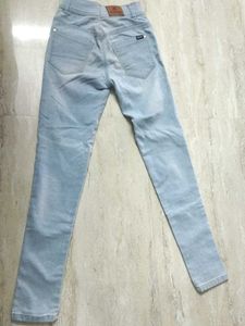 Light Wash Denim Jeans