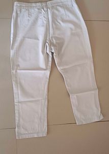 Off-White Cropped Pants