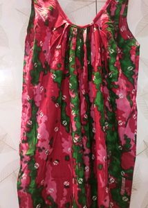 New Sleeveless Nighty