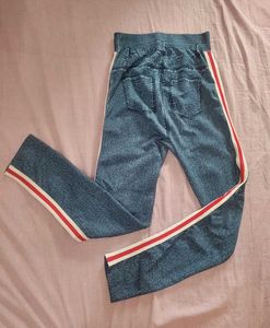 High-Waist Stretch Jeggings