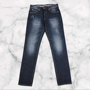 ₹(2200) Distressed Dark Wash Denim Jeans