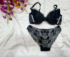 🇭🇲💫💗 imported Lace Bra &amp; Panty Set