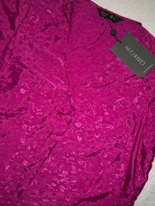 Chic Magenta Top
