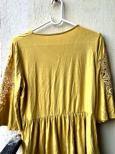 Brand New 😍Yellow V-Neck Top