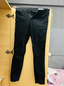 Max cares ‘The Green Jeans’