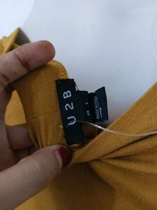 RUCHED TOP