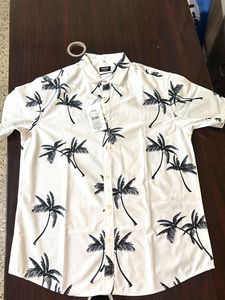 SHEIN -Palm Print Shirt