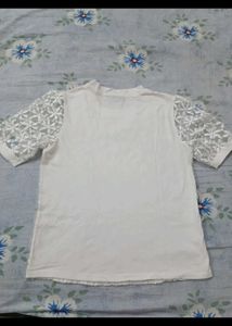 Kiabi White Floral Tee