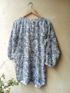 Floral Print Top/Tunic (Women)