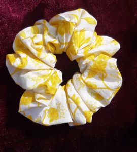 cotton scrunchies
