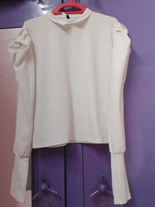 Puff Sleeves Top
