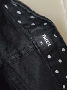 A beautiful black hipster shorts with polka dots.