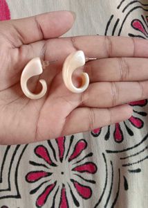 Cute Cream Color Earrings