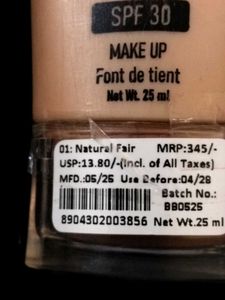 Makeup Bundle: Foundation, Eyeshadow, concelear