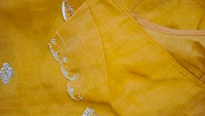 DAZZLING YELLOW EMBELLISHED SAREE + FREE EARRING!